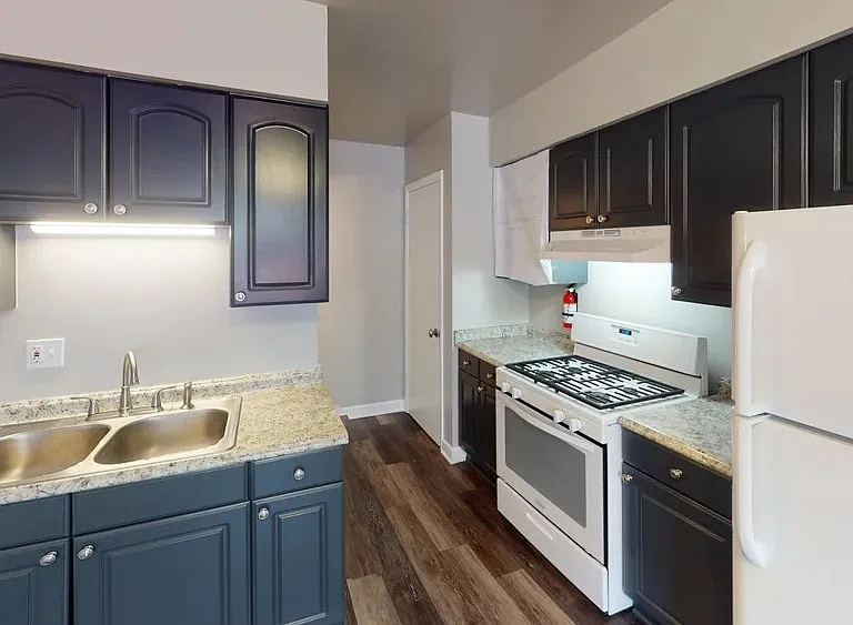 269 Monroe St #C — Photo 11