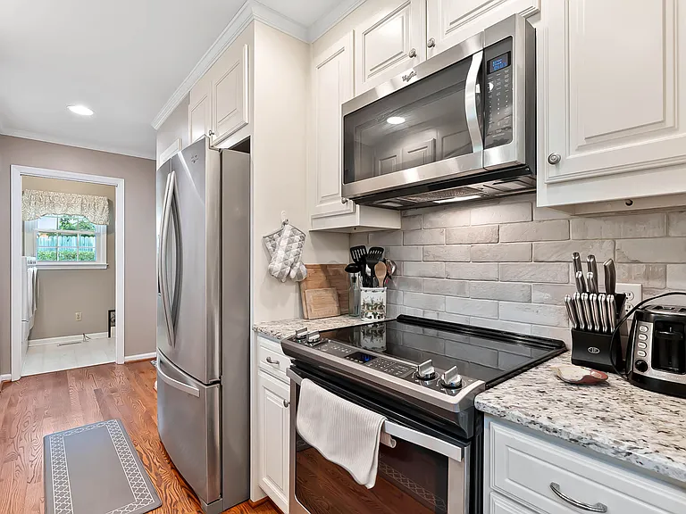 4713 Joseph Michael Ct — Photo 33