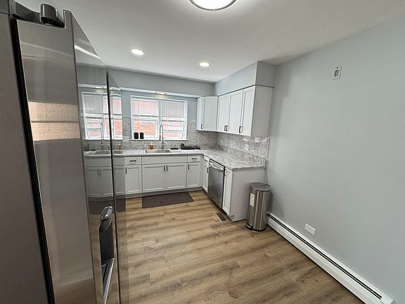 5th image of 1550 Westchester Blvd #1