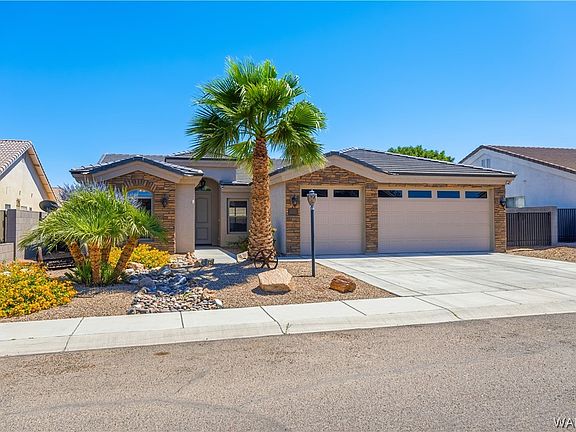 4th image of 2042 Robert Mitchum Drive