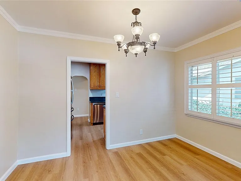 135 N Naomi St — Photo 9