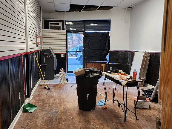 4th image of 1178 Yonkers Ave #C