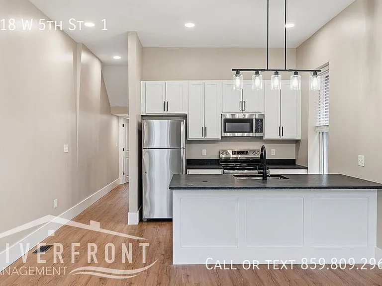 218 W 5th St #1 — Photo 1