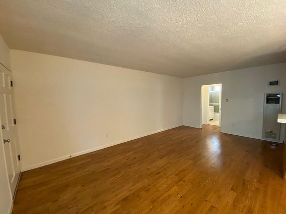 3rd image of 1403 N Alta Vista Blvd APT 10B