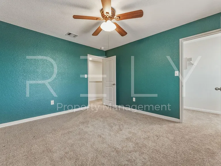518 Woodpecker Run — Photo 28