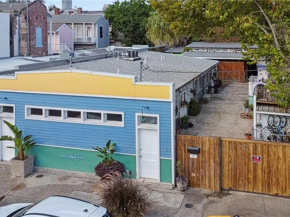 1023 Race St, New Orleans, LA 70130