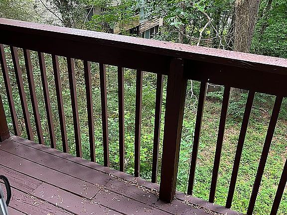 5th image of 6977 Flagstone Dr