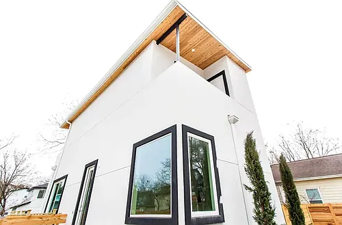 1301 Luna St Photo 1