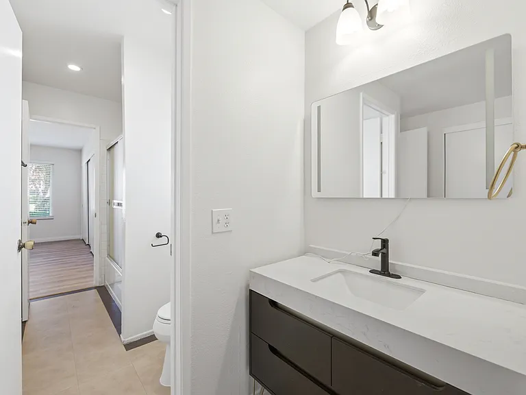 681 Triunfo Canyon Rd — Photo 24