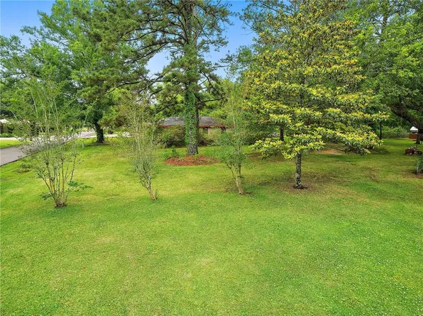 104 Shirleen Dr, Ponchatoula, LA 70454