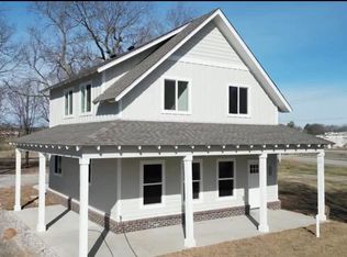 618 S 4th St, Ponca City, OK 74601