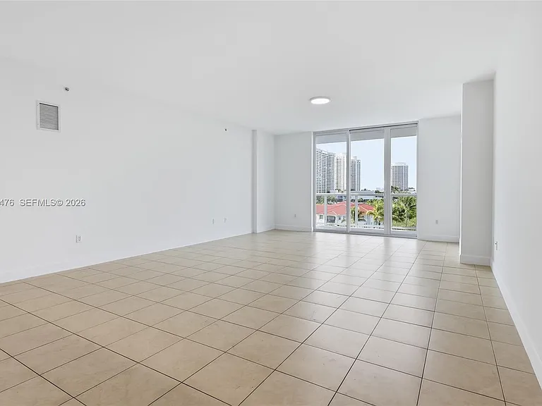 3030 NE 188th St #509 — Photo 34