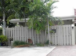 8234 SW 82nd Ct, Miami, FL 33143