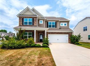8003 Kelburn Ln, Charlotte, NC 28273