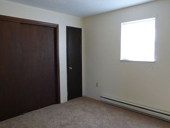 5th image of 724 Themis St APT 2
