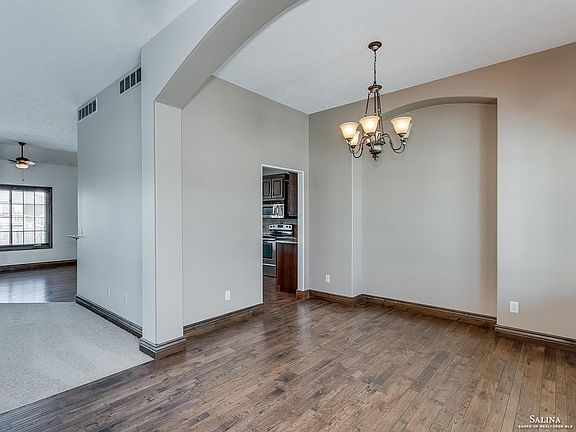 5th image of 2527 Dunnwood Dr