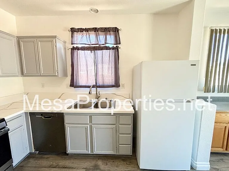 13034 Lehigh Ct — Photo 7