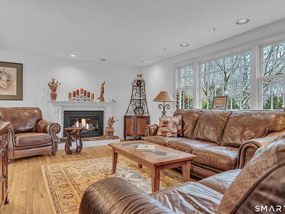 3rd image of 524 Nortontown Road