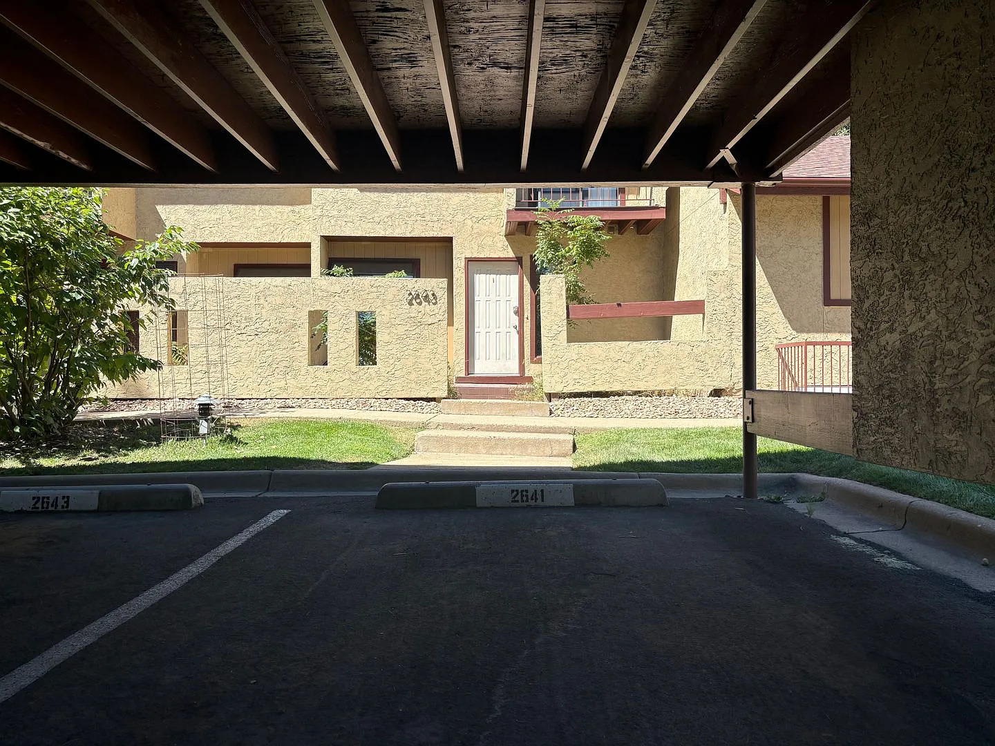 Pre-Lease 4 Bedroom 3.5 Bath Townhouse. — Photo 4