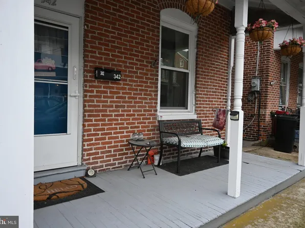 342 Jefferson St, East Greenville, PA 18041