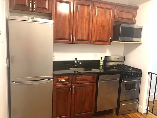 Kitchen, photo 1