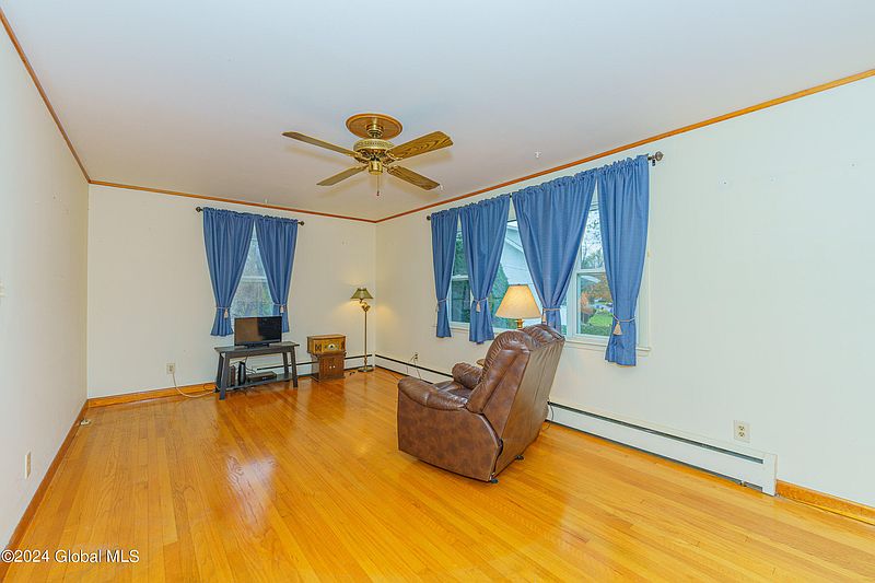 4th image of 19 Kent Terrace