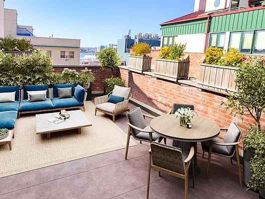 1st image of 60 Tiffany Pl APT 4H