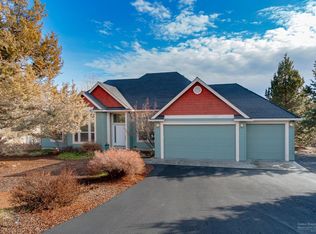 1800 Murrelet Dr, Redmond, OR 97756