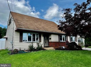 26 Thoreau Rd, Hamilton, NJ 08690