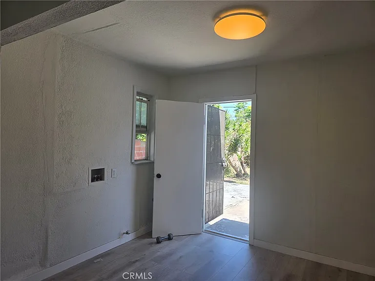 3509 W Flower Ave — Photo 9