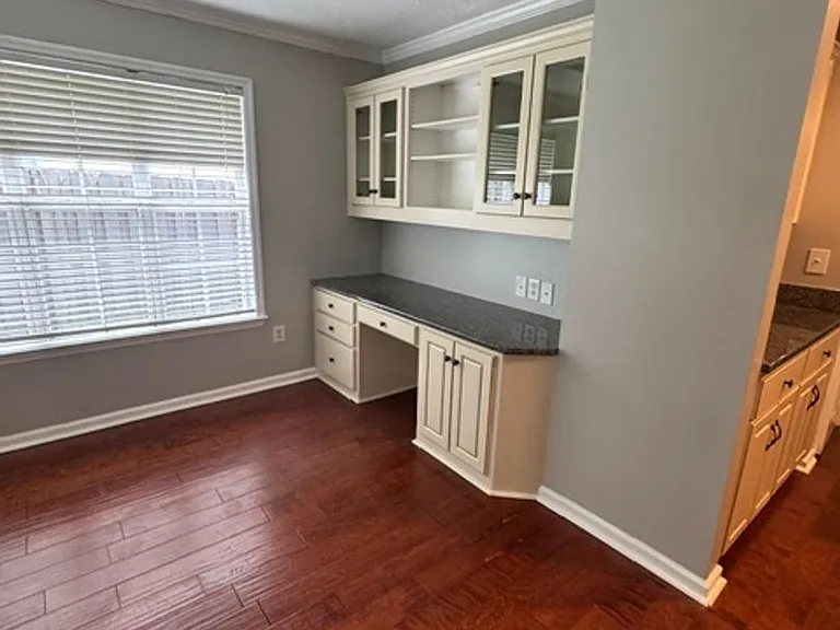 377 Sandleton Way — Photo 20
