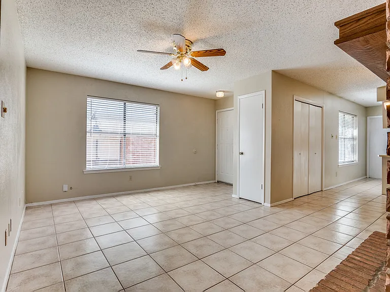 4817 Fletcher Ave — Photo 28