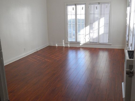 5th image of 1973 Wilcox Ave APT 2