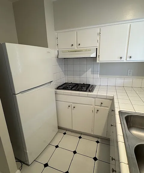 95 Hurlbut St #7 — Photo 6