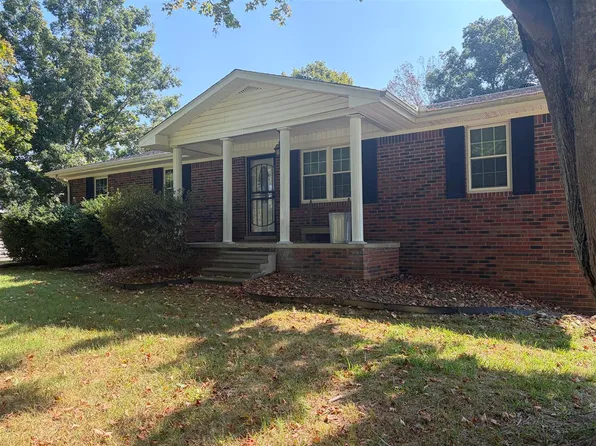 4498 Walnut Creek Rd, Scottsville, KY 42164