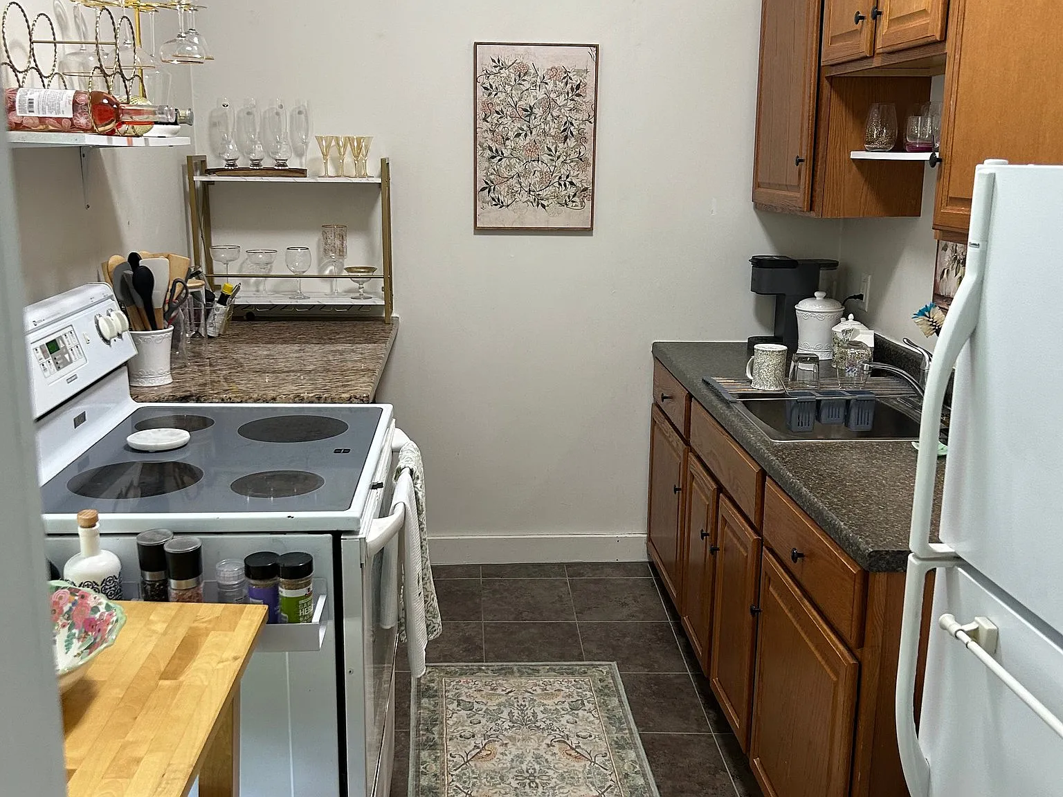 West Hall Apartment 2 — Photo 3