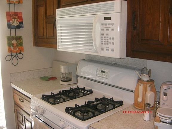 3rd image of 105 Duncan Way