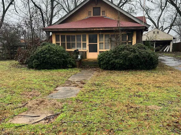 415 W 3rd St, Lonoke, AR 72086