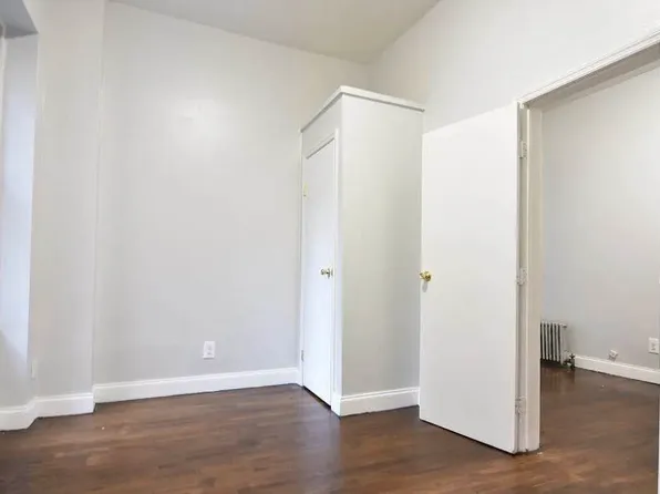 207 Dyckman Street image 1 of 7