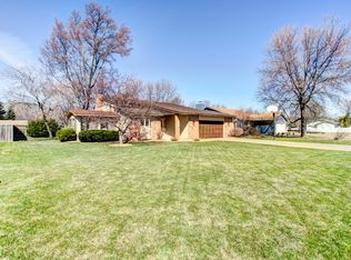 7433 Fremont Ave N, Brooklyn Park, MN 55444