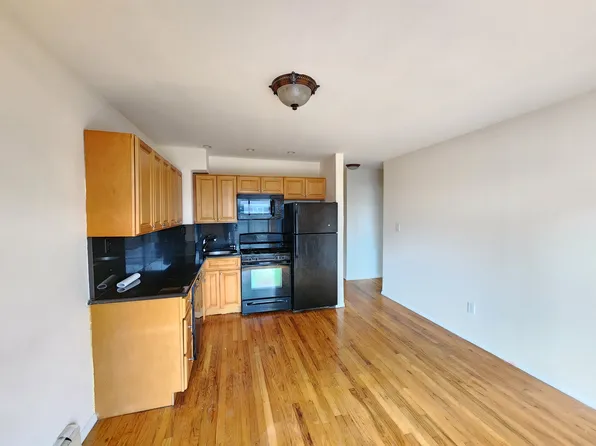 30-86 31st Street image 1 of 6