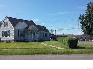 143 Farmingdale Rd, Cheektowaga, NY 14225