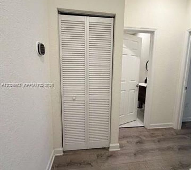 1st image of 3332 W 108th St