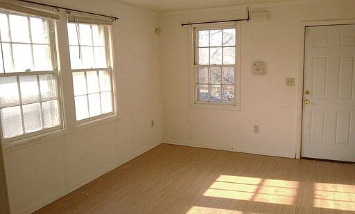 2nd image of 1925 Montezuma Ave APT A