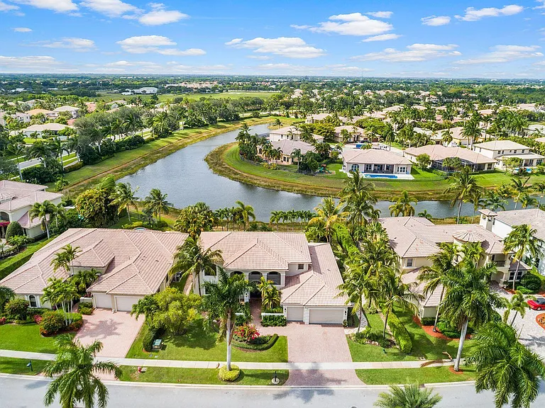 11695 Sunrise View Ln — Photo 37