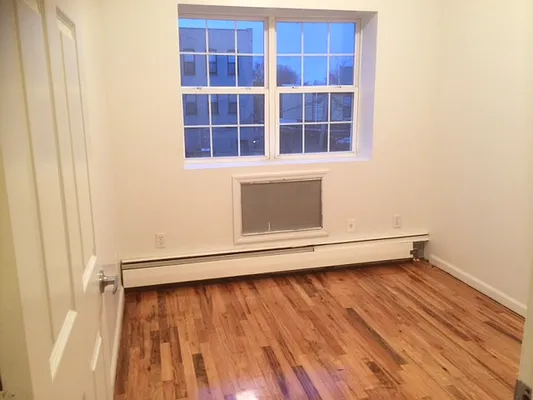 Rented by Blue Egg Realty Corp | media 22