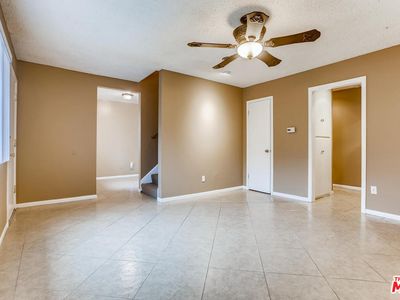 10 Rawhide Ln, Carson, CA, 90745