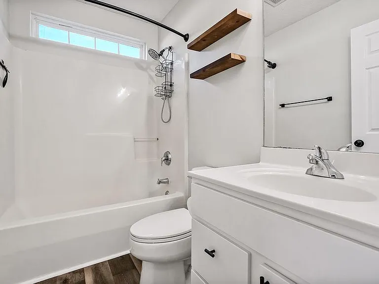 Main bathroom