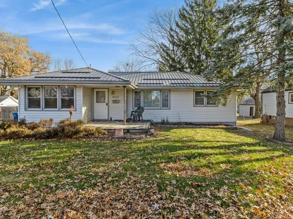 4009 SW 5th St, Des Moines, IA 50315