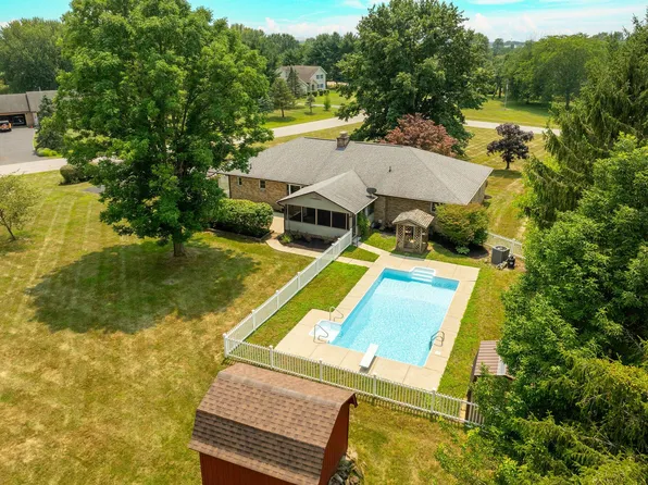 7252 Fox Den Ct NW, Pickerington, OH 43147